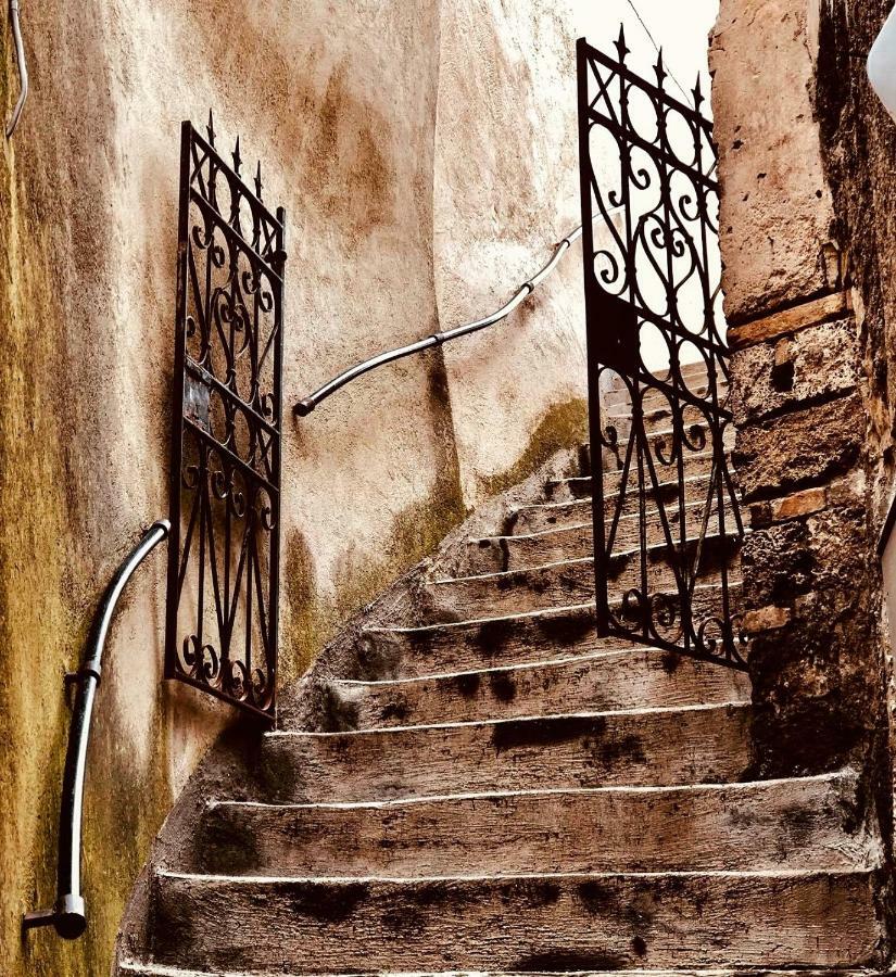 Villa La Residenza Dei Papi à Papigno Extérieur photo
